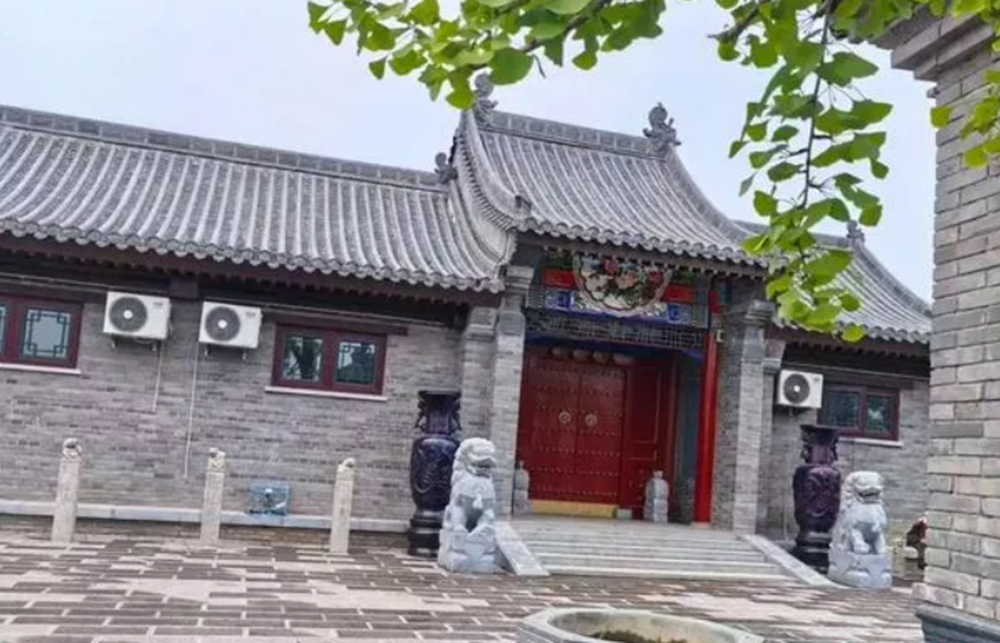 禹州村庄出现神秘“王家大院”，占地26亩引发村民质疑
