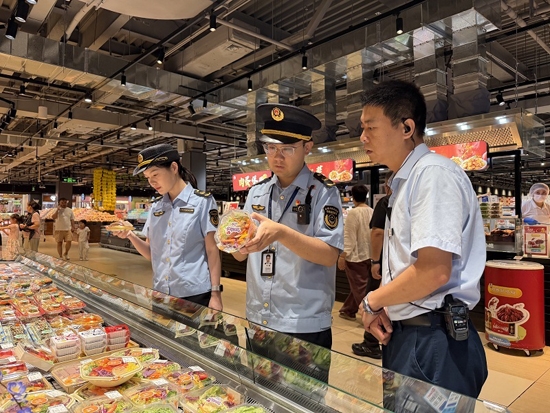 北京石景山区紧盯风险“不松弦” 筑牢夏季食品安全“防护网” 